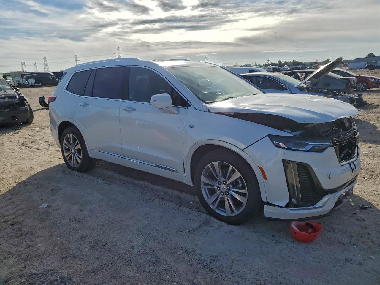 2023 Cadillac Xt6 Premium Luxury - Image 4