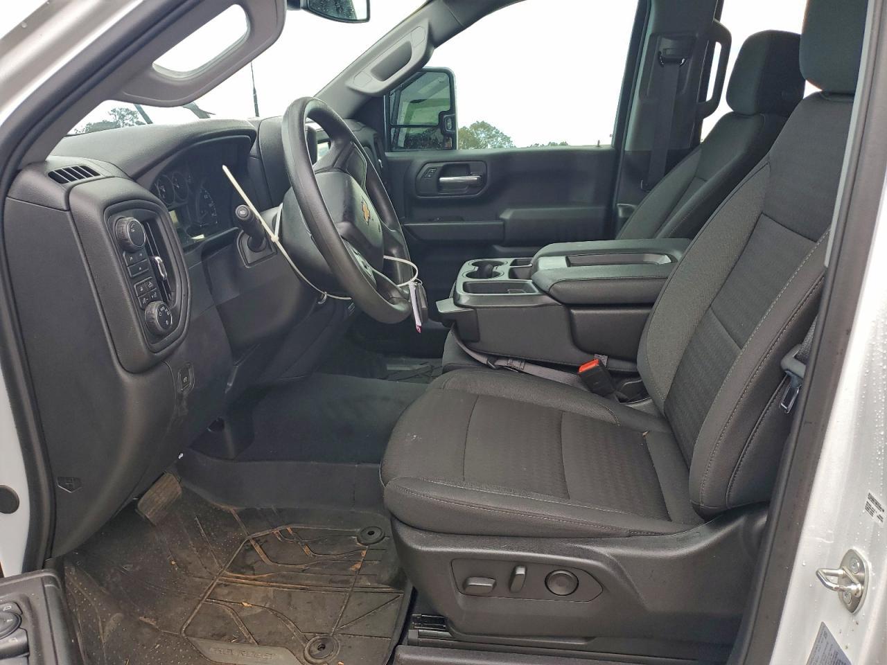 2024 Chevrolet Silverado K2500 Custom - Фото 7