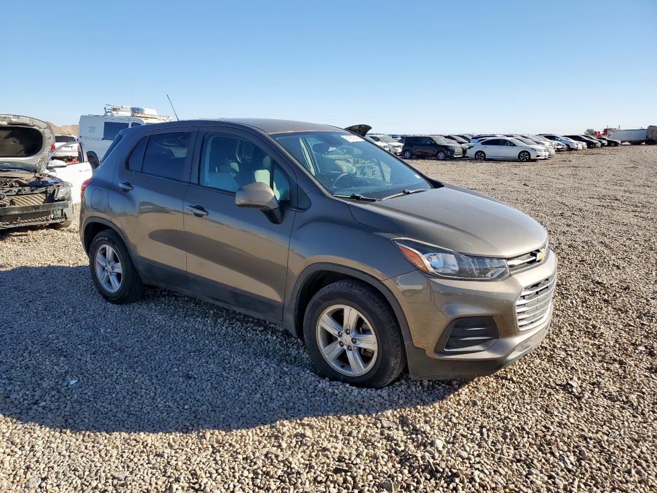 2020 Chevrolet Trax Ls - Фото 4