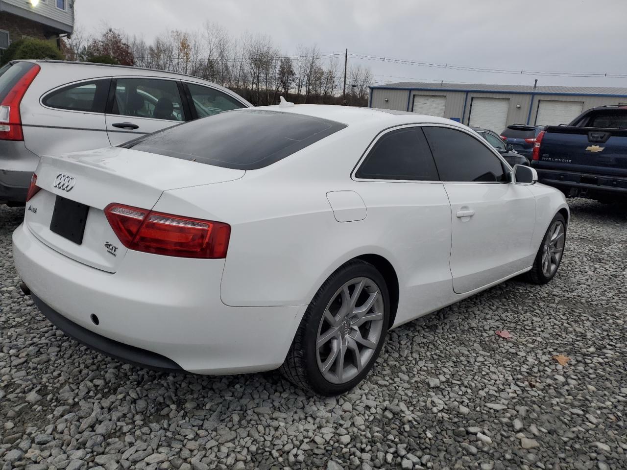 2011 Audi A5 Premium - Фото 3