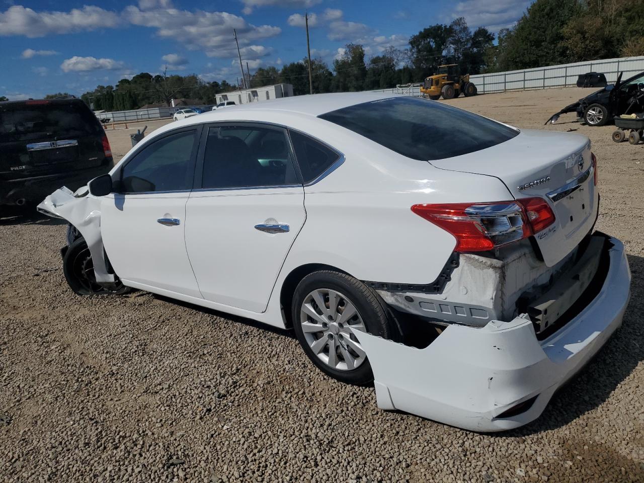 2019 Nissan Sentra S - Фото 2
