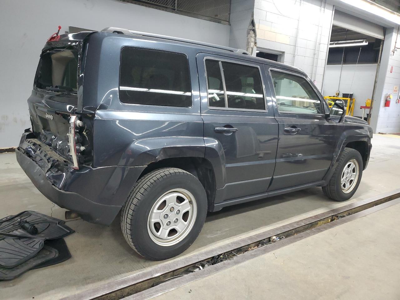 2015 Jeep Patriot Sport - Фото 3