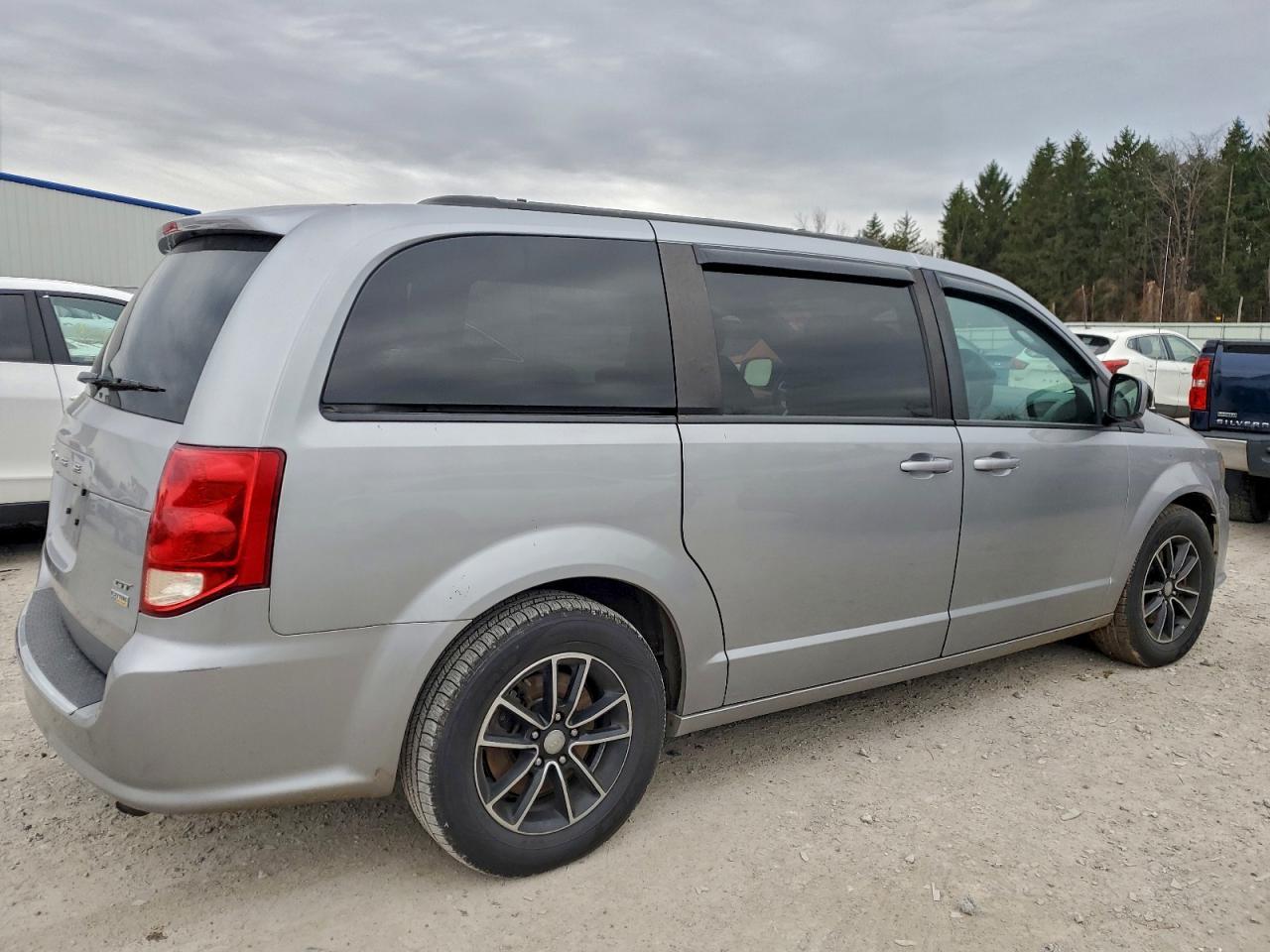 2018 Dodge Grand Caravan Gt - Фото 3