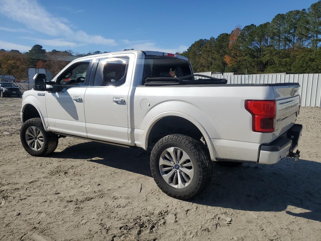 2018 Ford F150 Supercrew - Фото 2