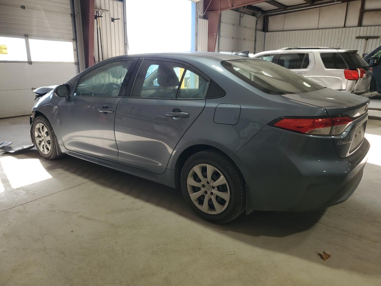 2022 Toyota Corolla Le - Image 2