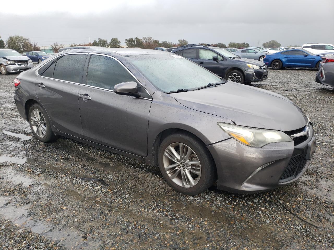 2016 Toyota Camry Le - Фото 4