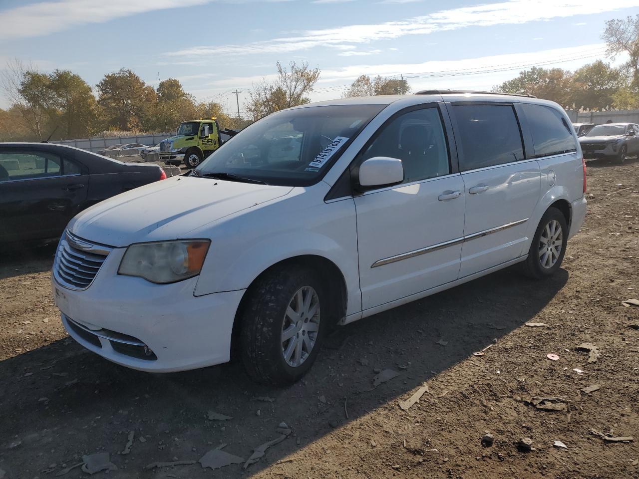 2014 Chrysler Town & Country Touring