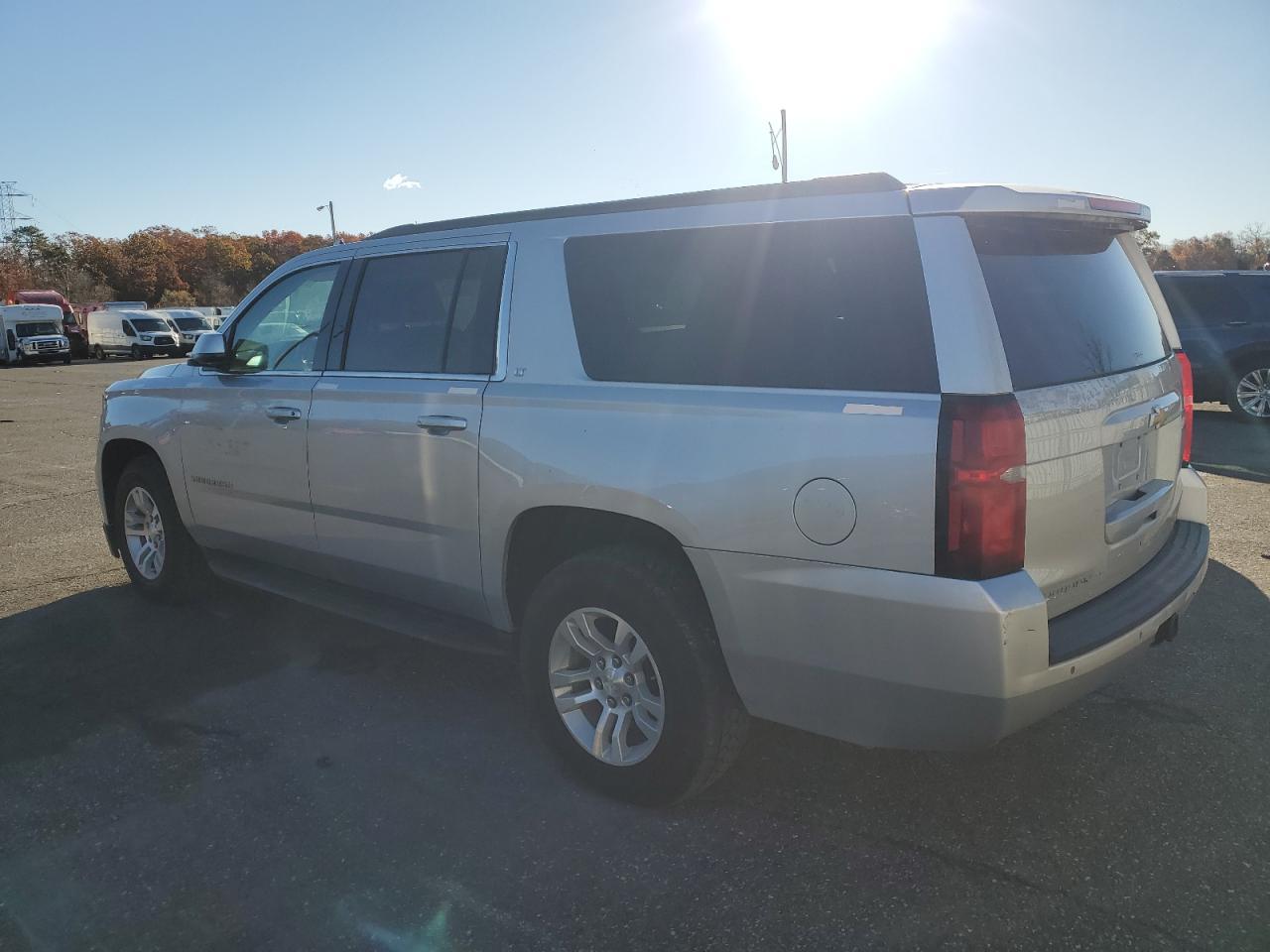 2019 Chevrolet Suburban K1500 Lt - Фото 2