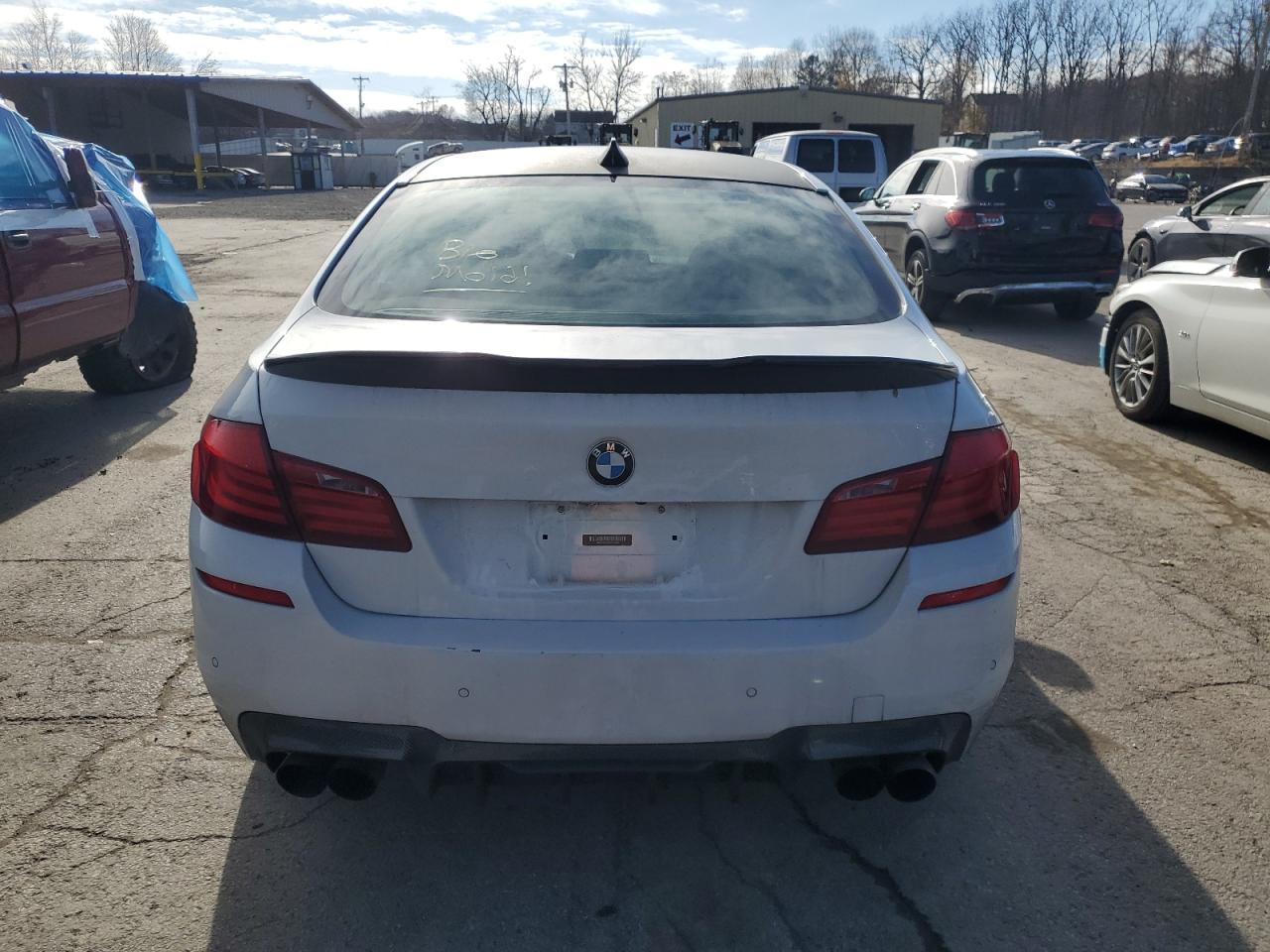 2013 BMW 535 Xi - Image 6