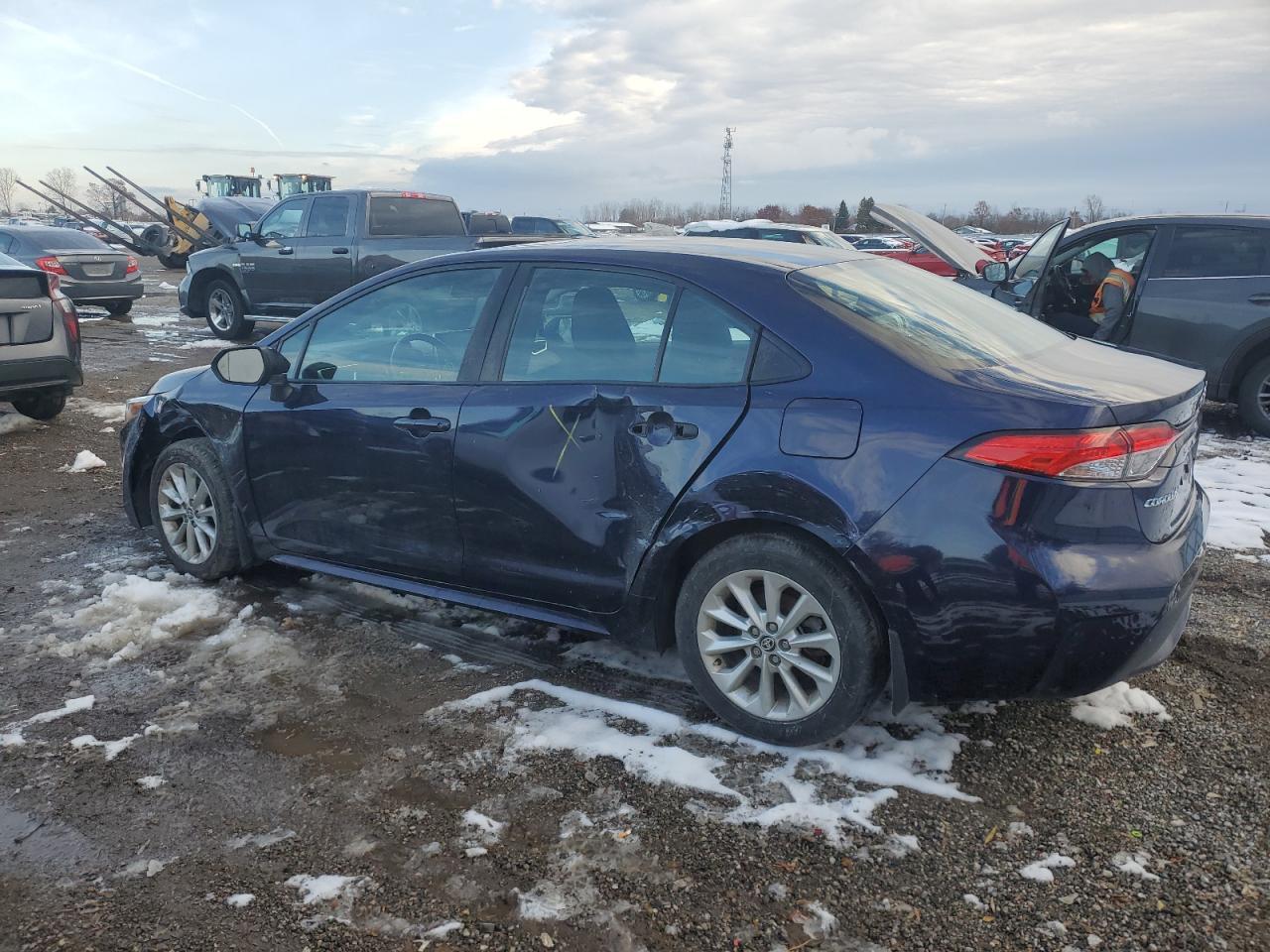 2020 Toyota Corolla Le - Фото 2