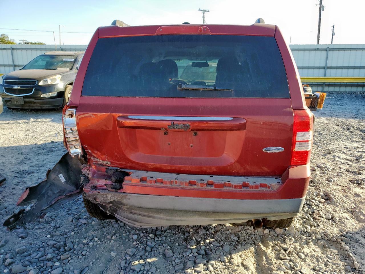 2016 Jeep Patriot Latitude - Image 6