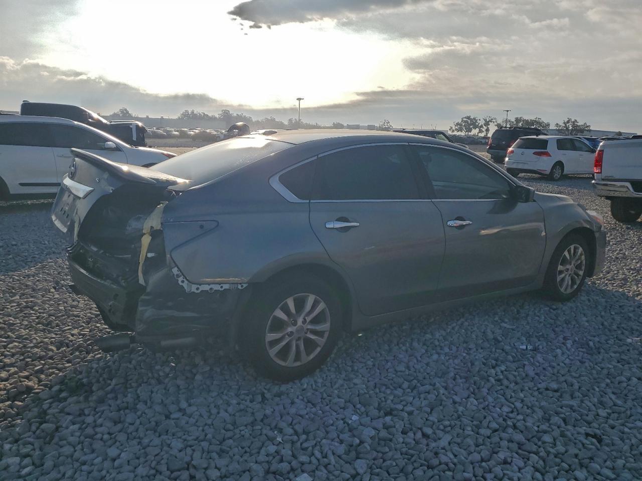 2014 Nissan Altima 2.5 - Фото 3