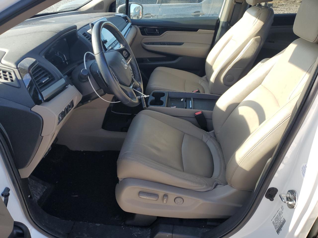 2021 Honda Odyssey Touring - Фото 7