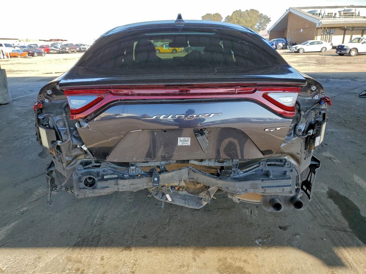 2021 Kia Stinger Gt1 - Фото 6