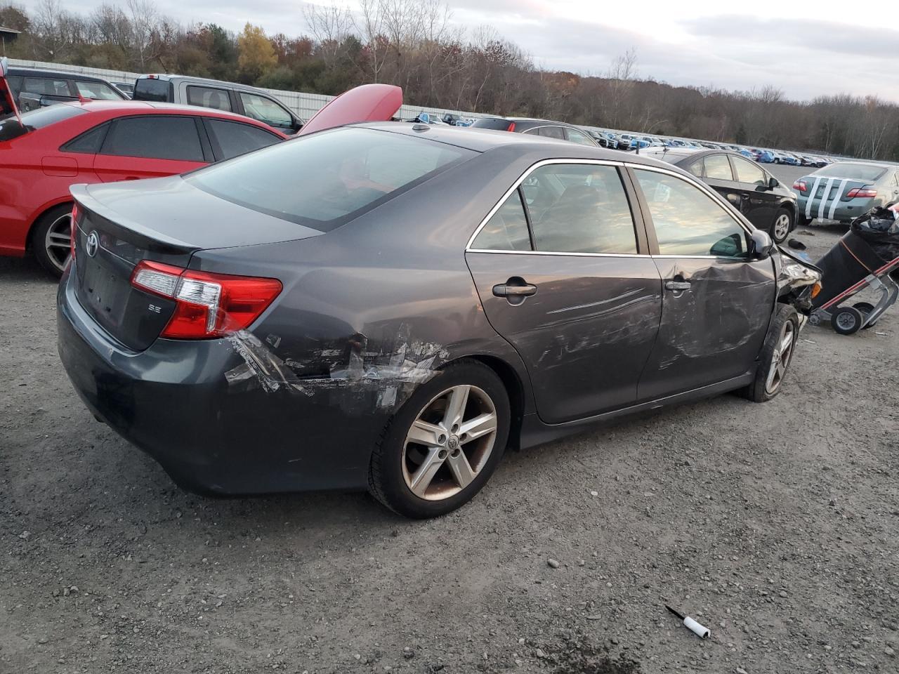 2012 Toyota Camry Se - Фото 3