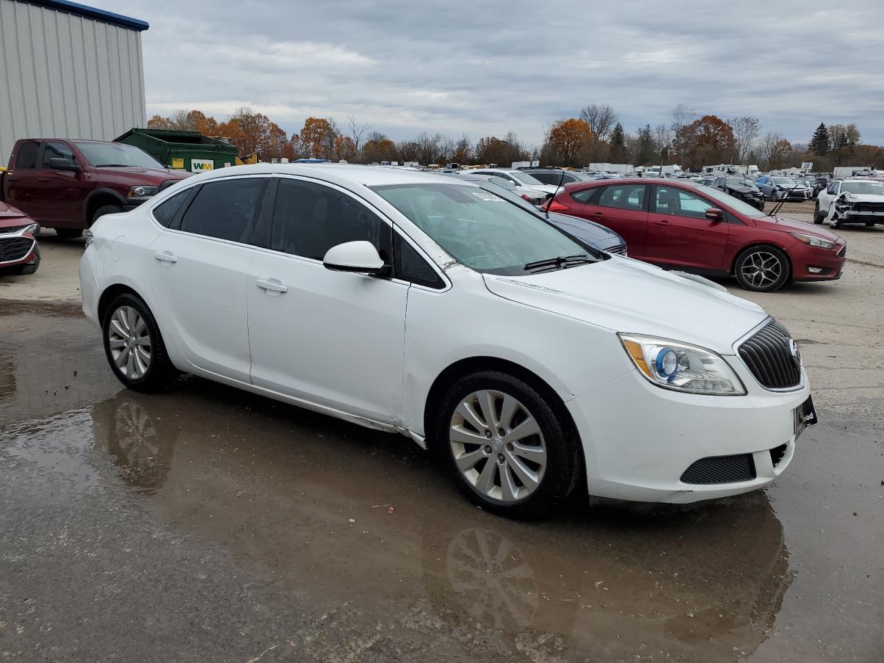 2016 Buick Verano - Image 4