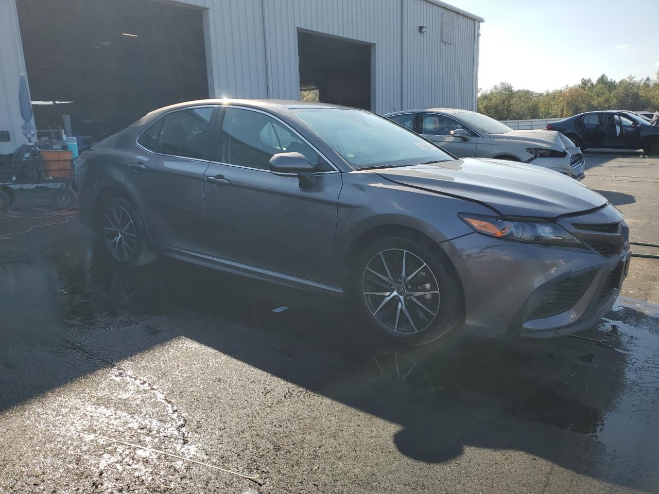 2024 Toyota Camry Se - Фото 4