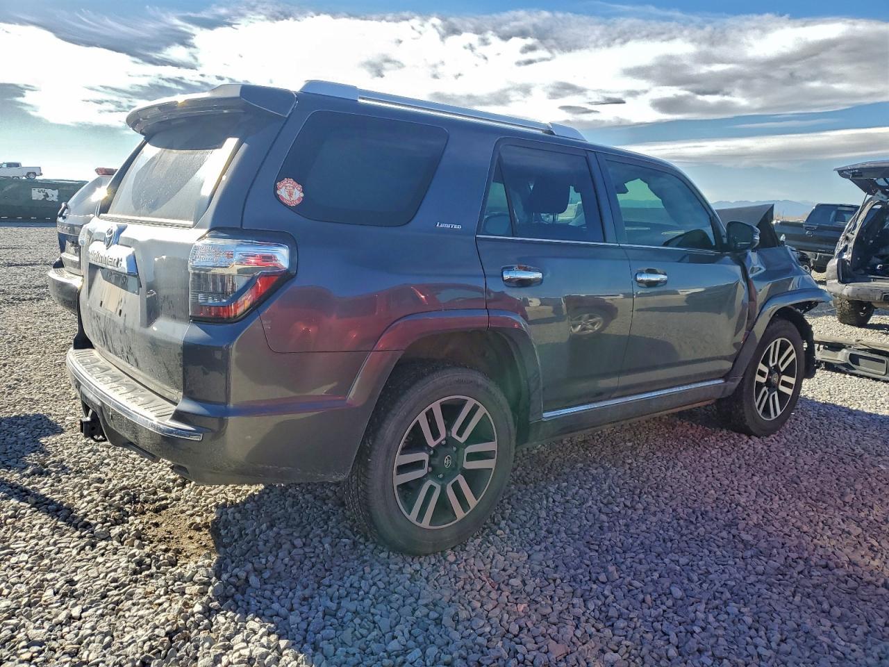 2023 Toyota 4Runner Limited - Фото 3