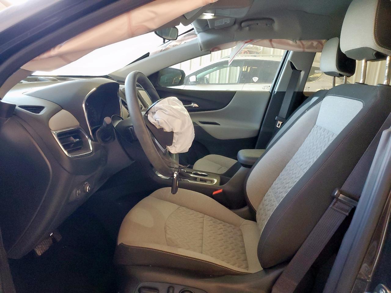 2022 Chevrolet Equinox Ls - Фото 7