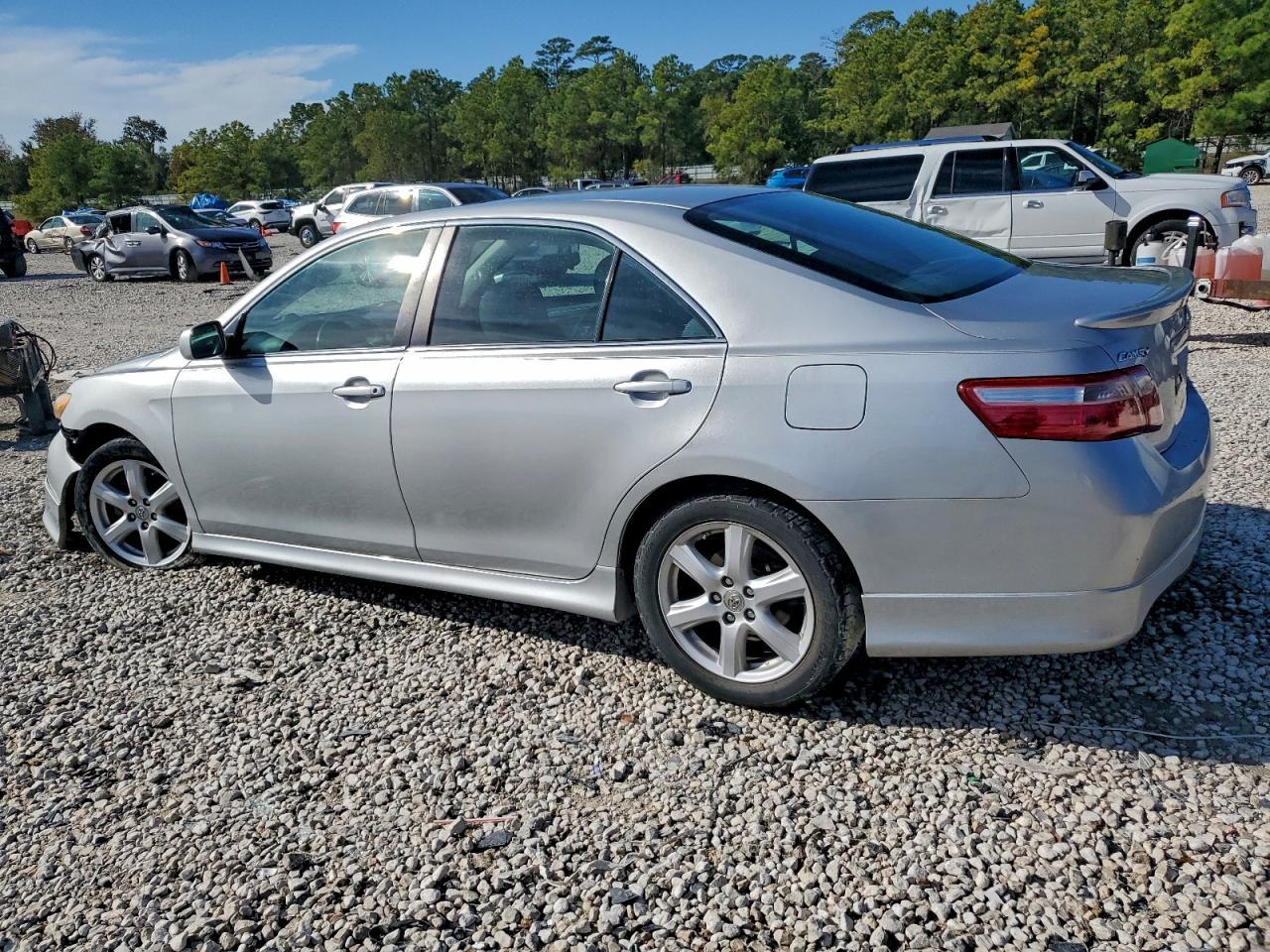 2007 Toyota Camry Le - Фото 2