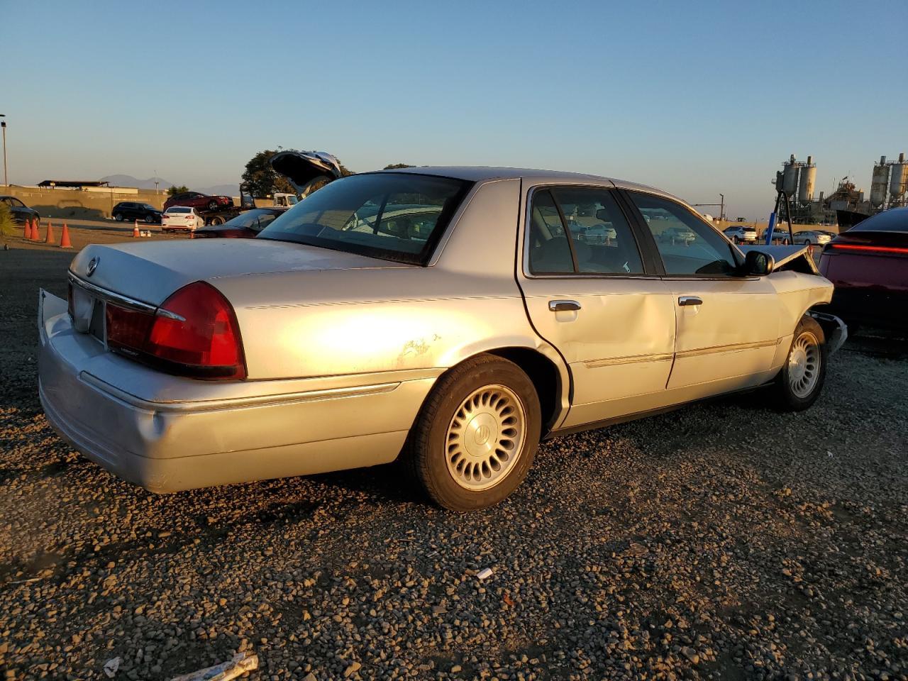 2001 Mercury Grand Marquis Ls - Image 3