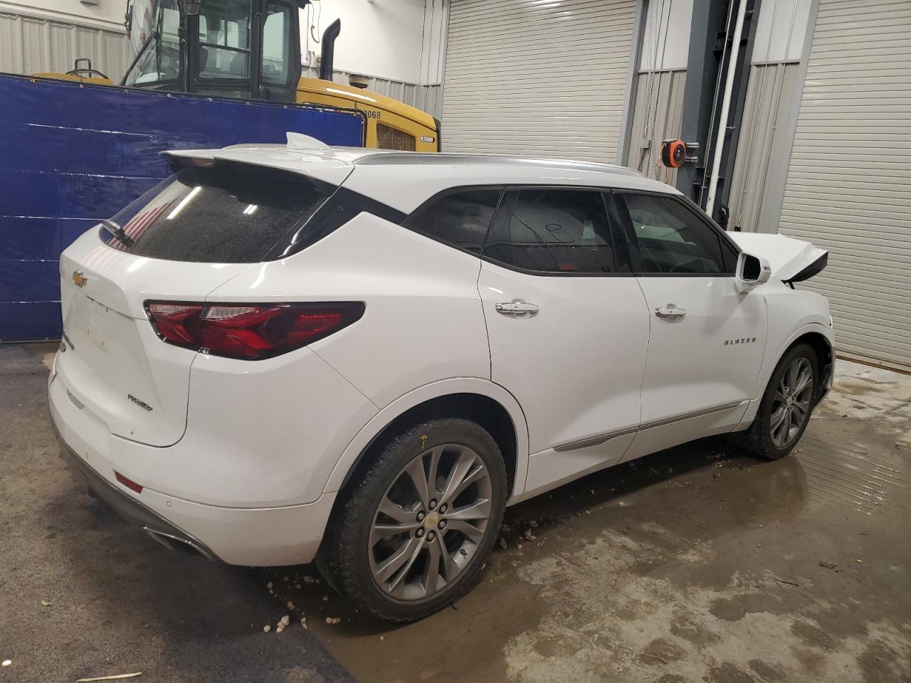 2019 Chevrolet Blazer Premier - Image 3