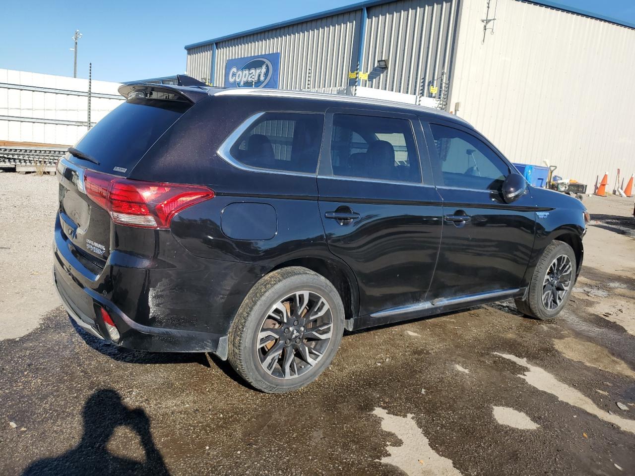 2018 Mitsubishi Outlander Se - Фото 3