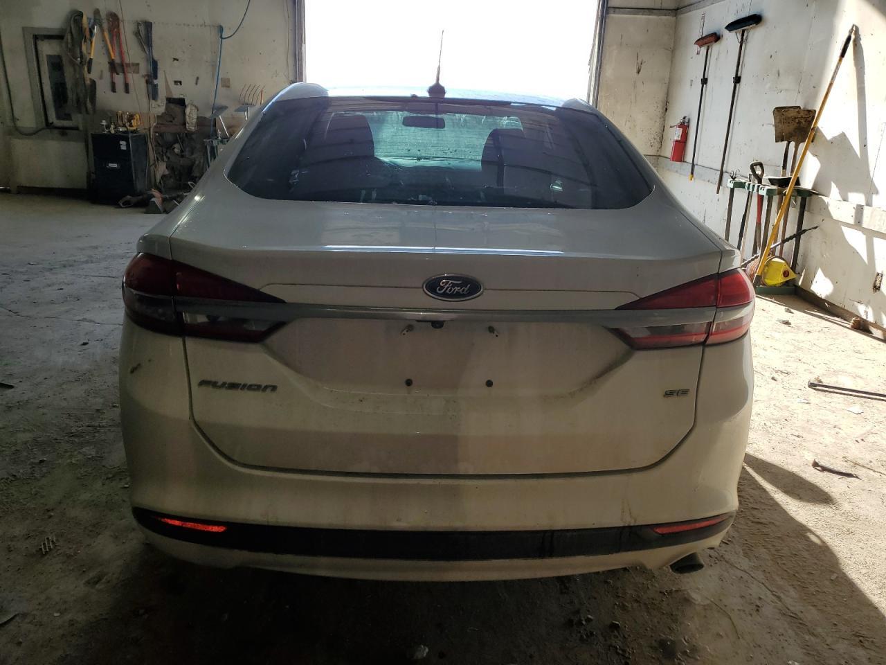 2017 Ford Fusion Se - Image 6