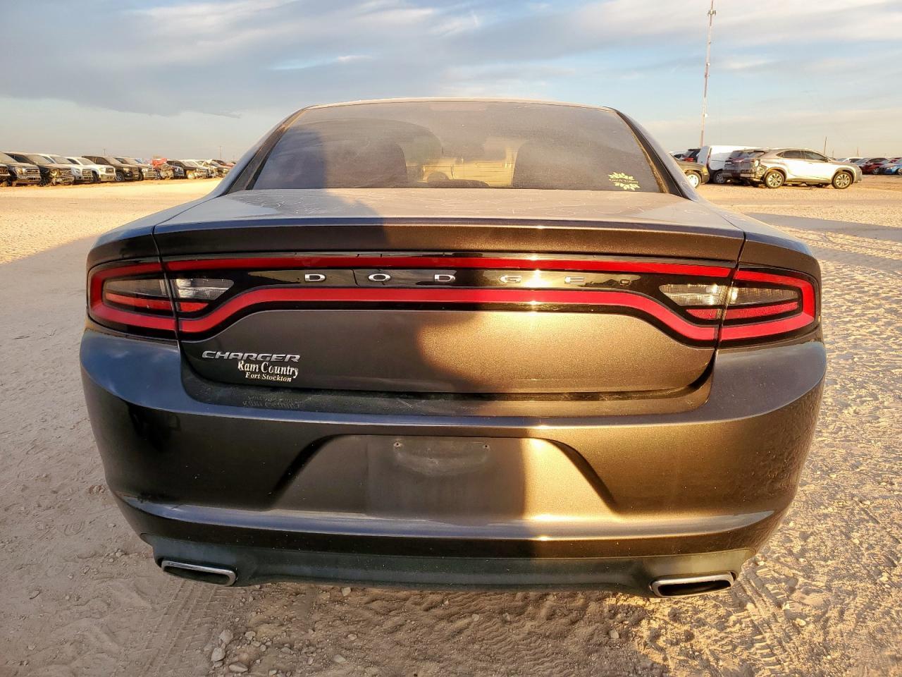 2017 Dodge Charger Se - Image 6