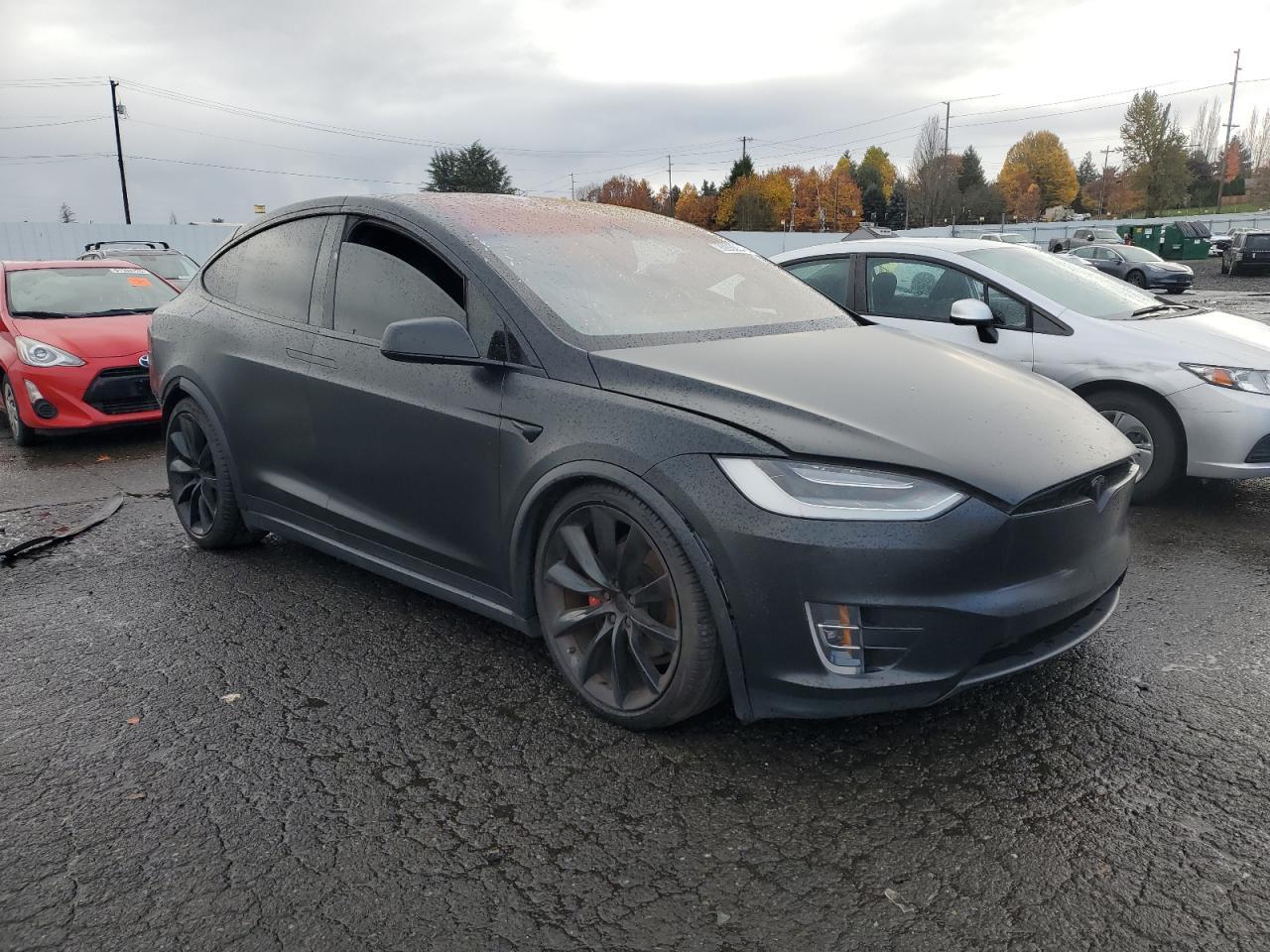 2020 Tesla Model X - Image 4