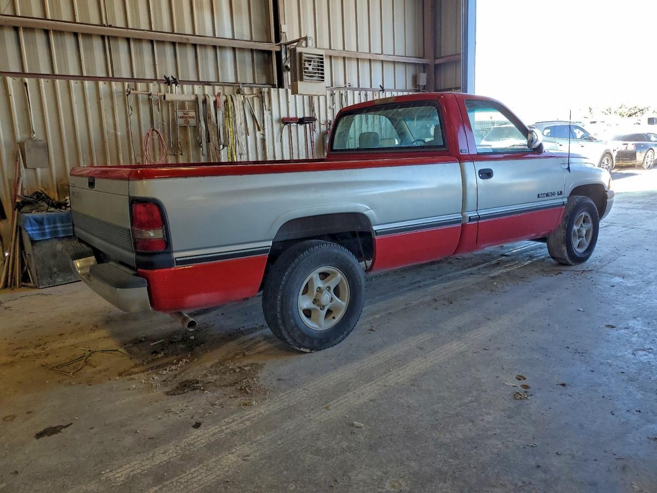 1996 Dodge Ram 1500 - Фото 3