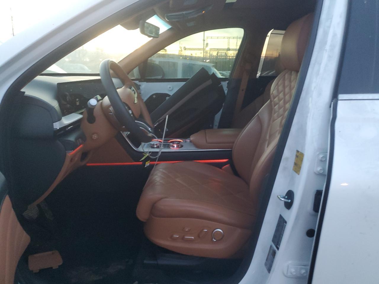 2025 Genesis Gv80 Prestige - Image 7