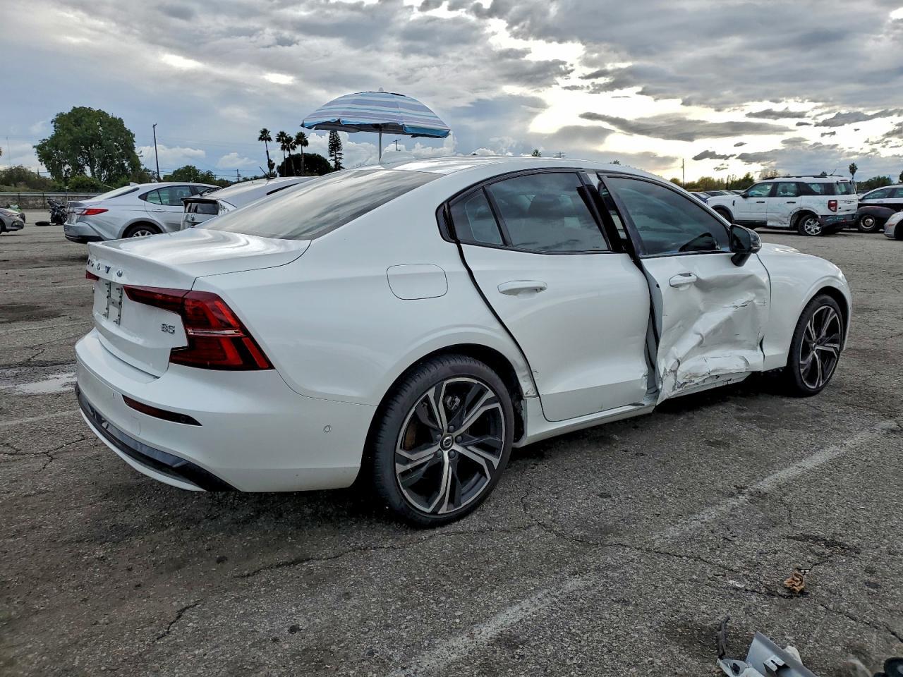 2024 Volvo S60 Plus - Image 3