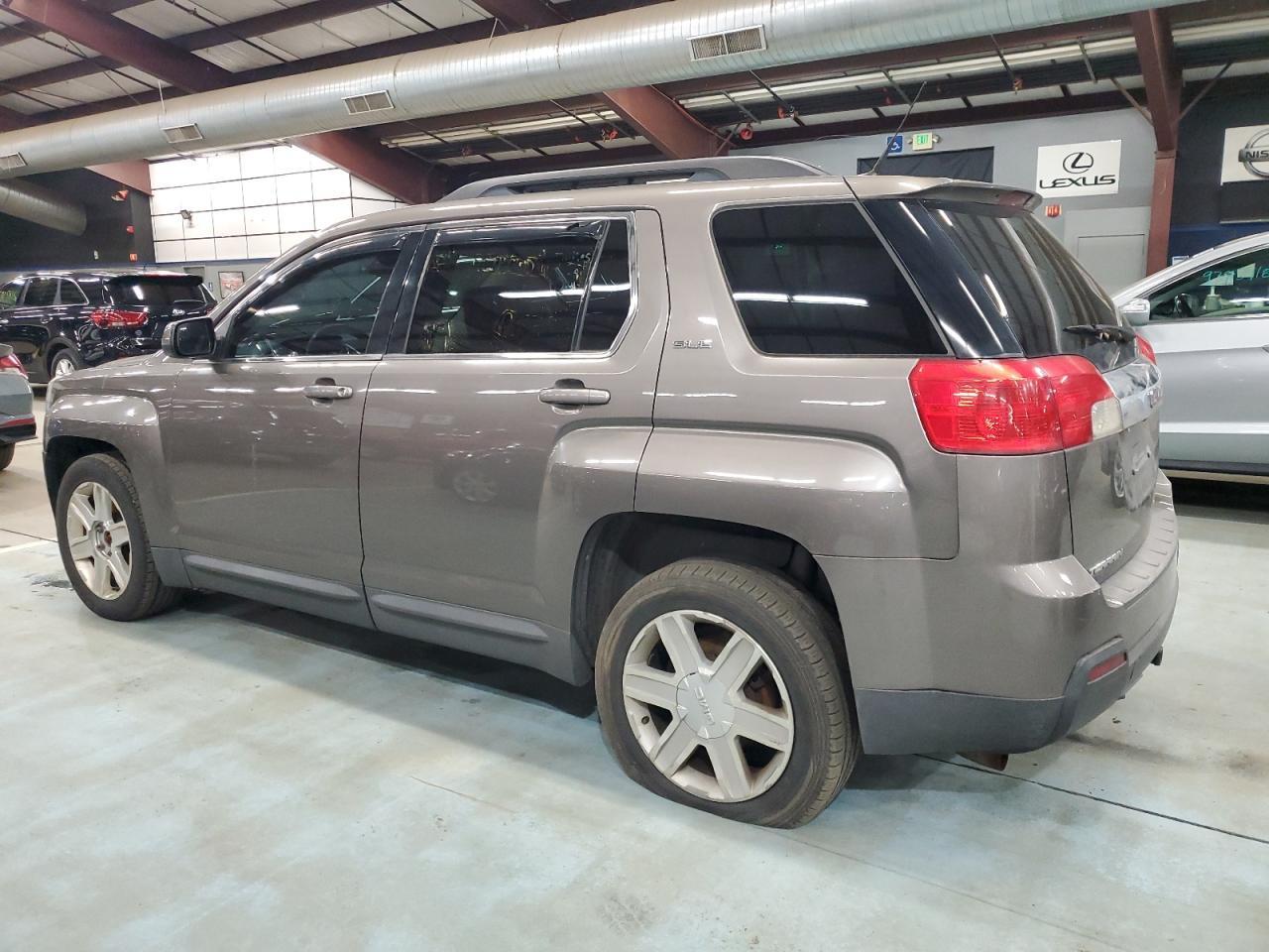 2012 GMC Terrain Sle - Image 2