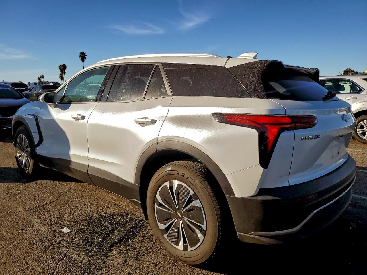 2024 Chevrolet Blazer 2Lt - Фото 2