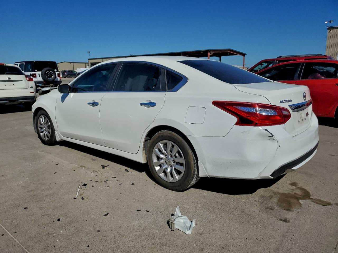 2017 Nissan Altima 2.5 - Image 2