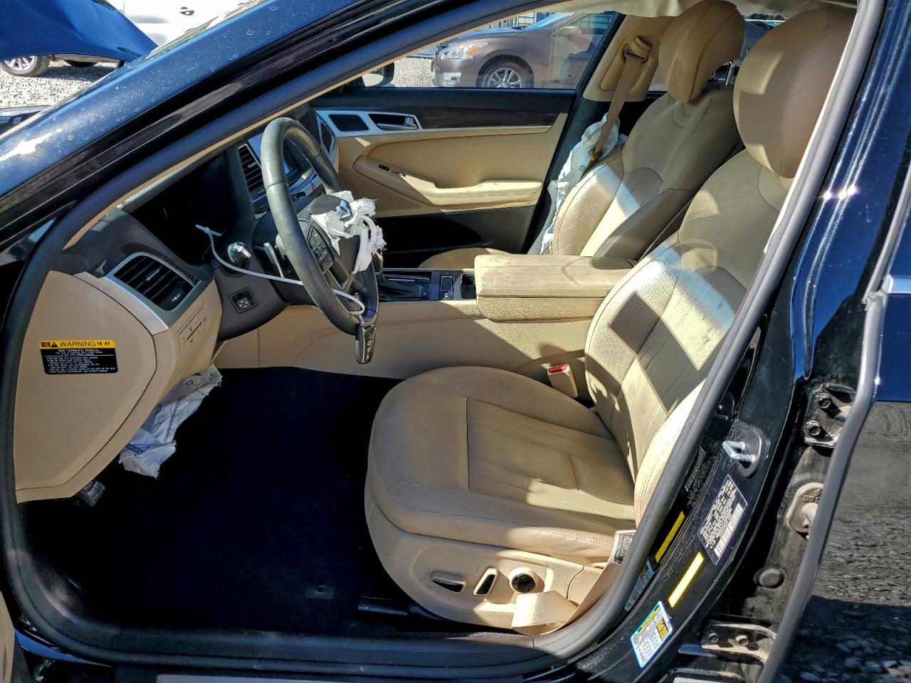 2015 Hyundai Genesis 3.8L - Image 7