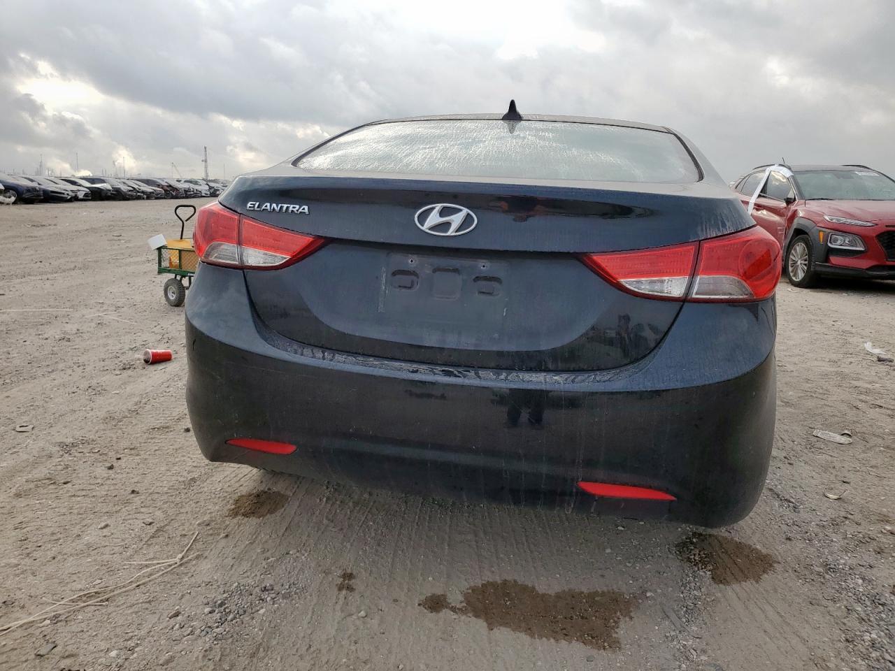 2013 Hyundai Elantra Gls - Фото 6