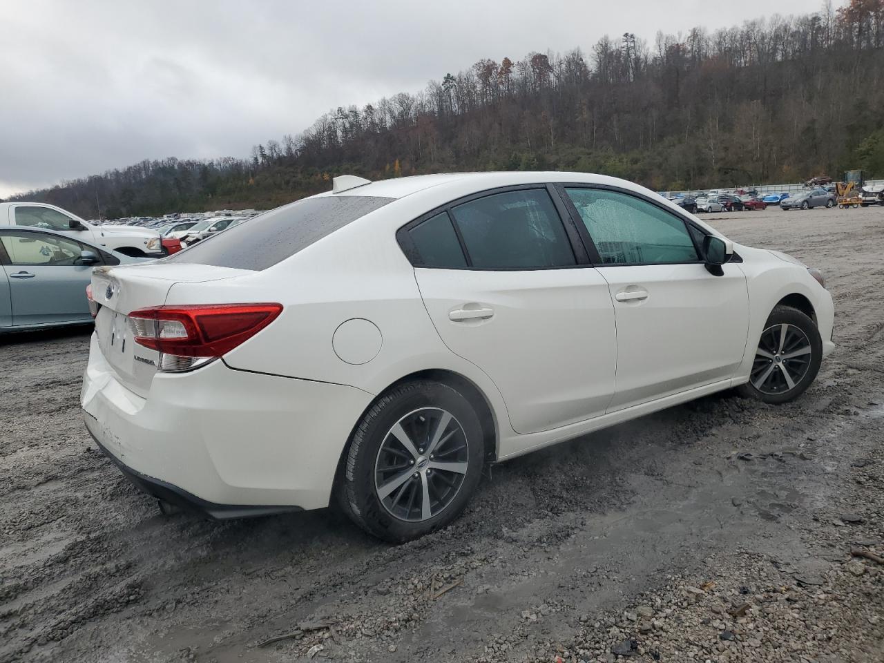2022 Subaru Impreza Premium - Фото 3