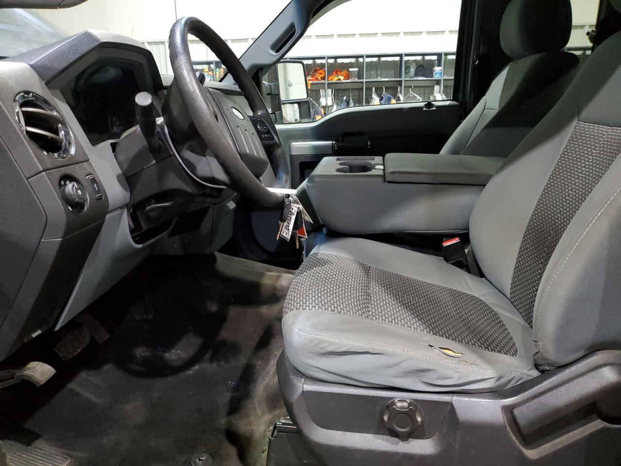 2015 Ford F250 Super Duty - Image 7