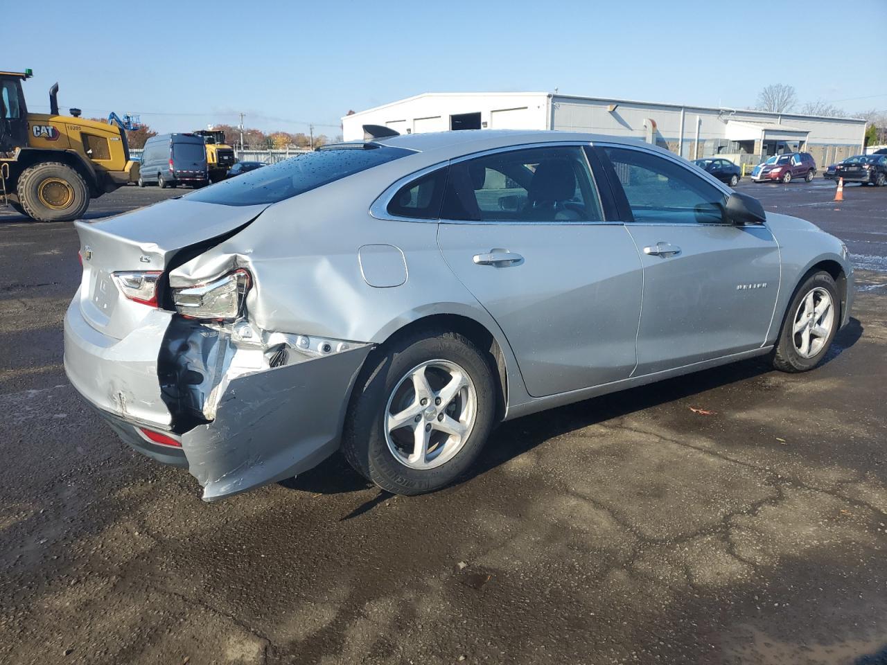 2016 Chevrolet Malibu Ls - Фото 3