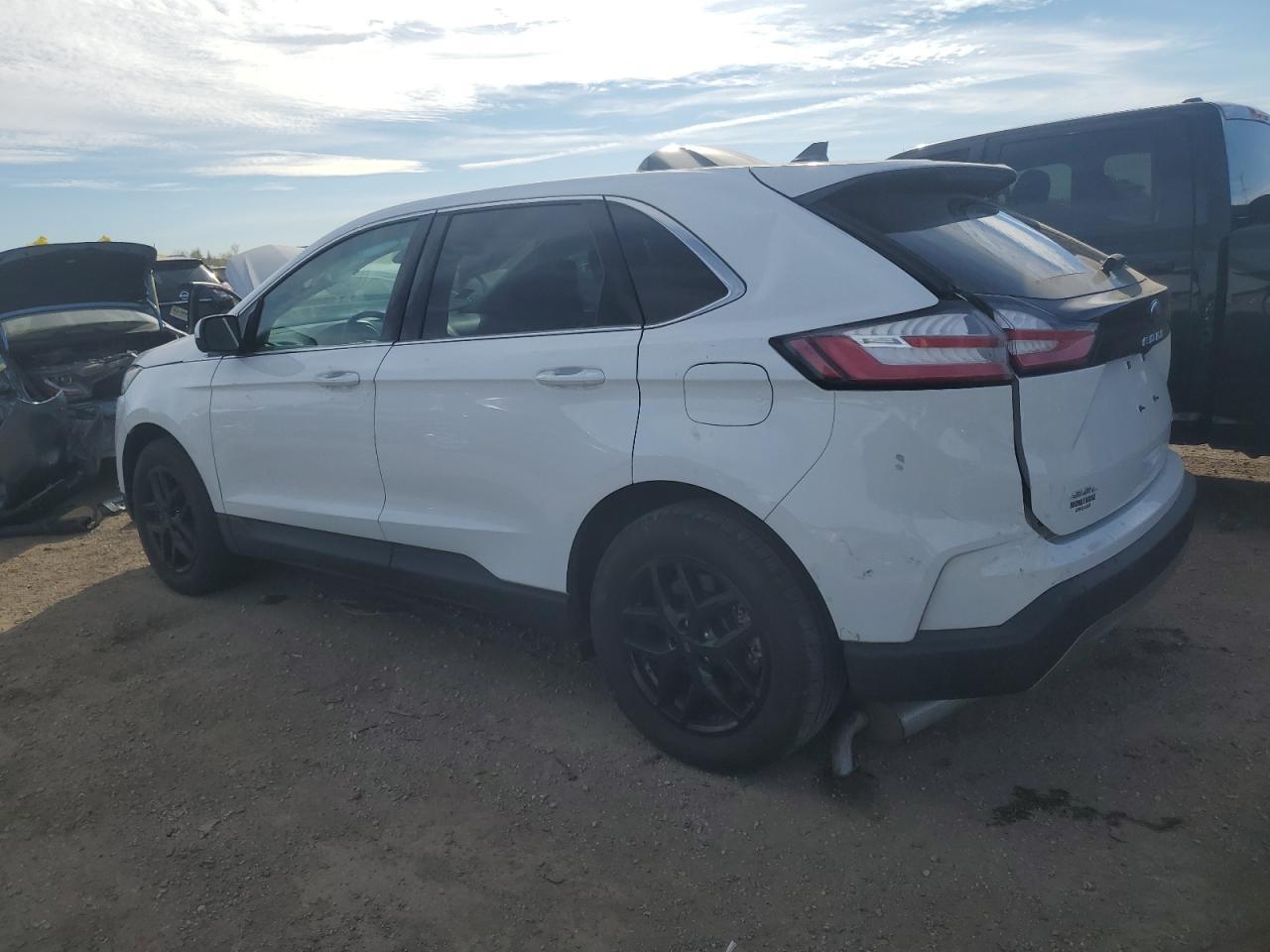2024 Ford Edge Sel - Image 2