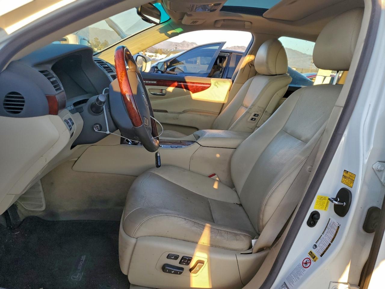 2012 Lexus Ls 460 - Image 7