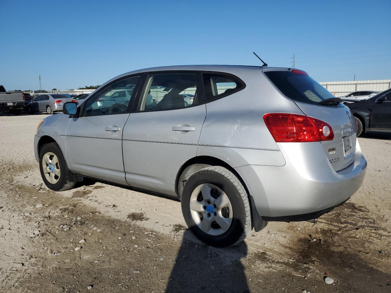 2008 Nissan Rogue S - Image 2