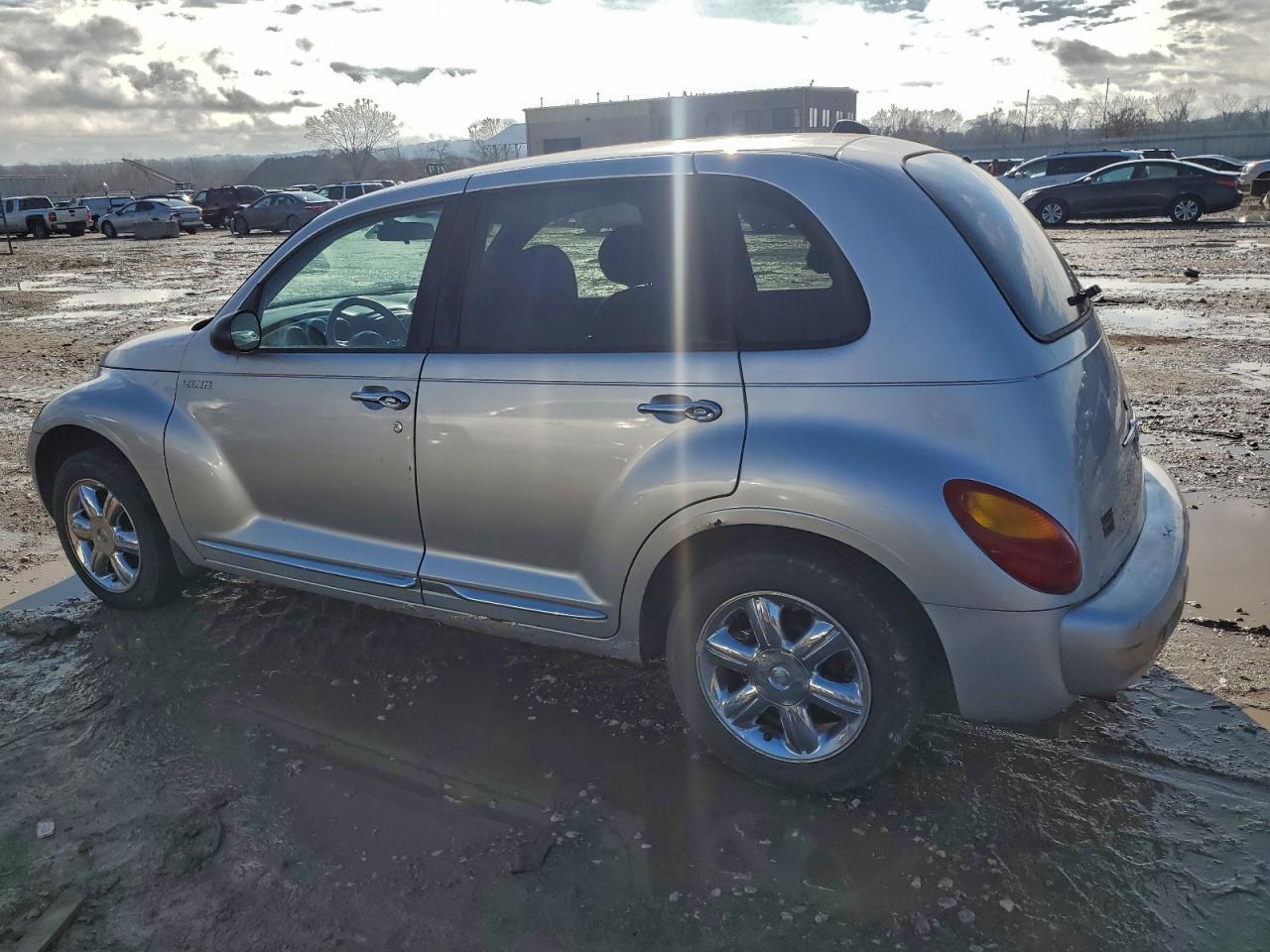 2003 Chrysler Pt Cruiser Touring - Image 2