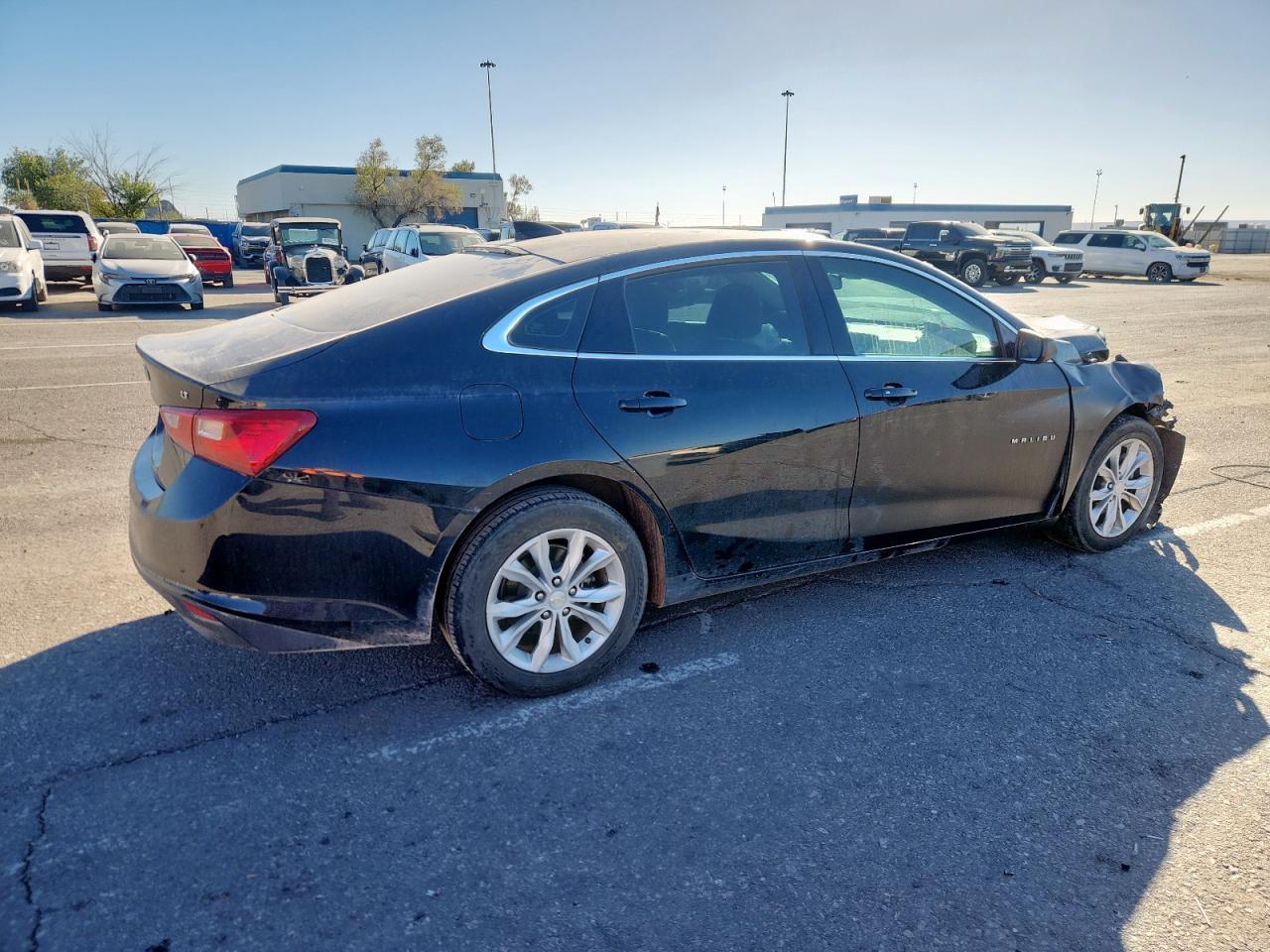 2023 Chevrolet Malibu Lt - Image 3