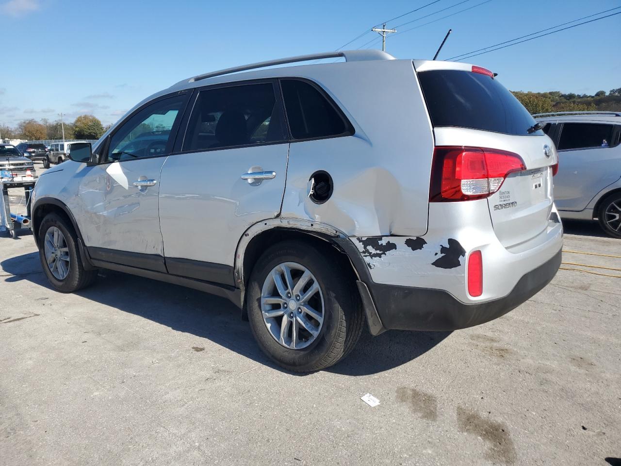 2014 Kia Sorento Lx - Image 2