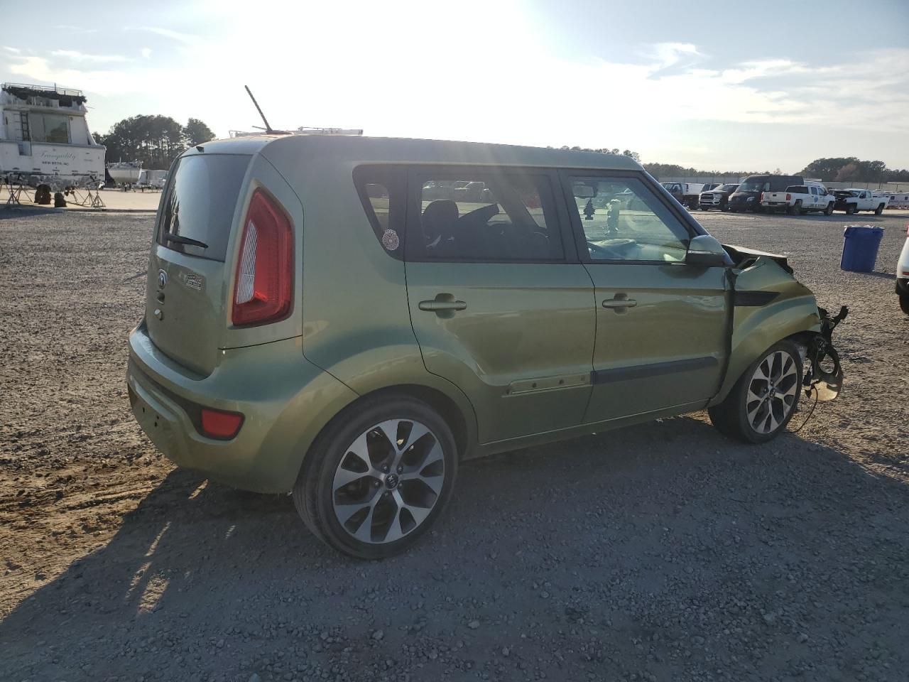 2013 Kia Soul + - Image 3