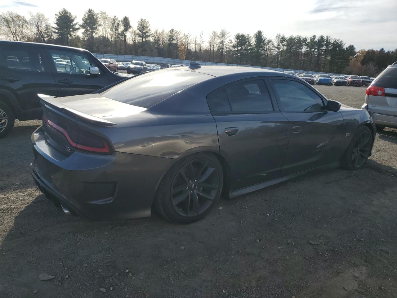 2019 Dodge Charger Scat Pack - Фото 3