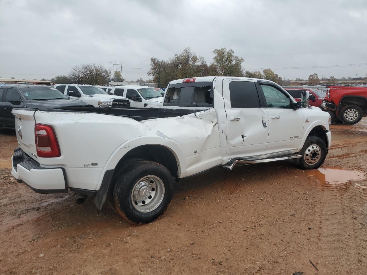 2020 Ram 3500 Laramie - Фото 3